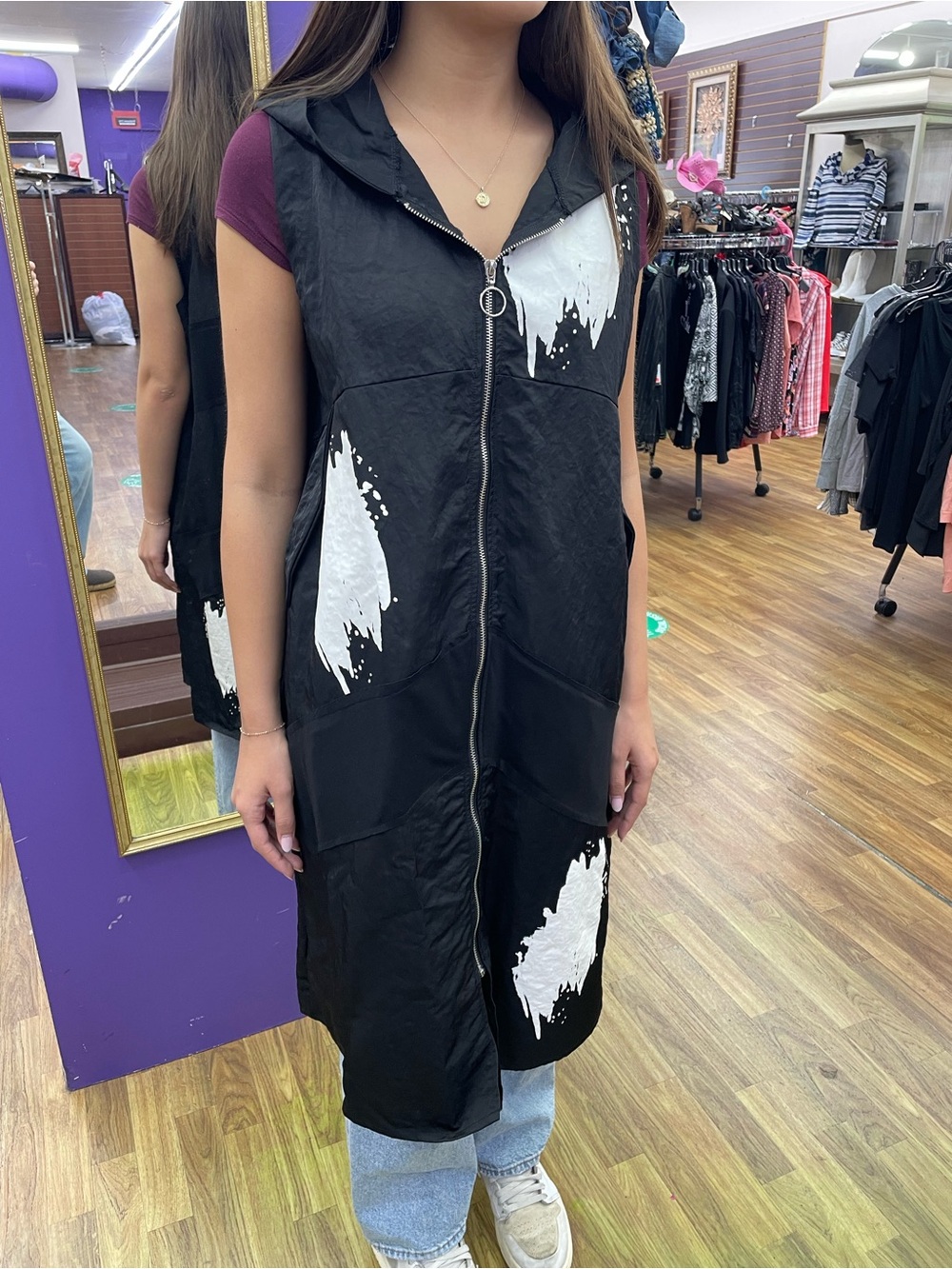 Black & White Hooded Sleeveless Zip-Front Coat